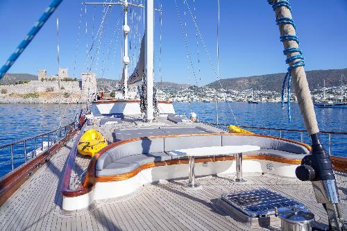 Serene Deck Sanctuaries